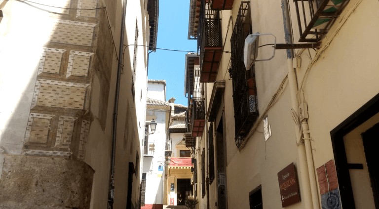 Perderse en las calles de la ciudad, España