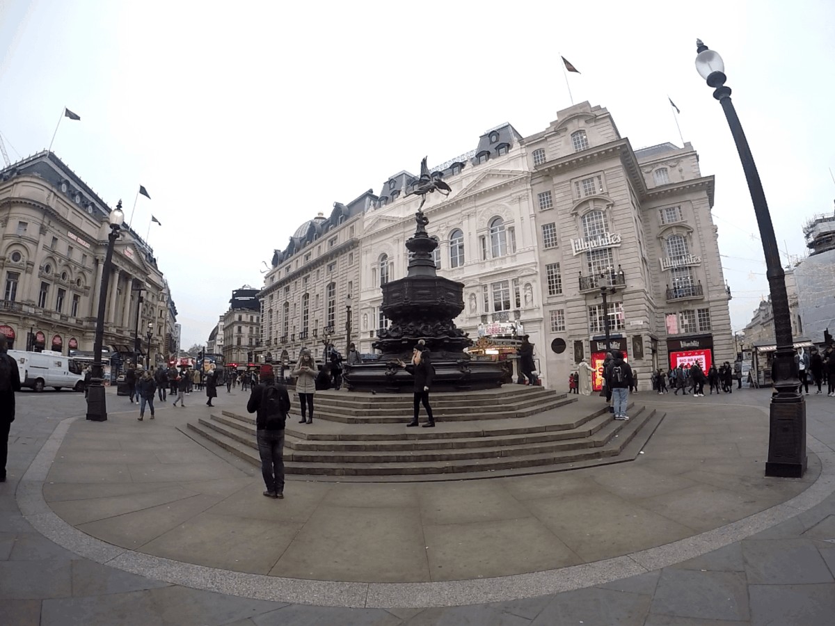 Piccadilly Circus en el centro de la ciudad