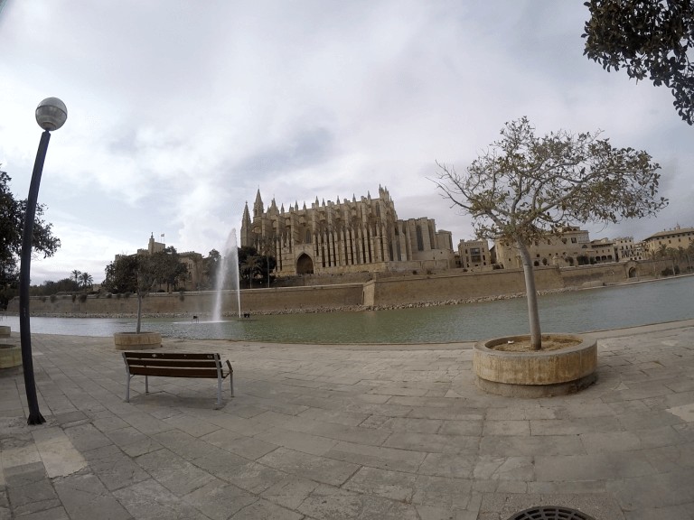 Catedral-Basílica de Santa María de Mallorca, España