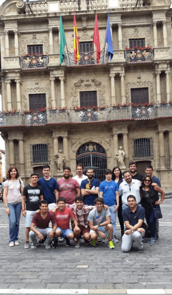 Plaza Consistorial y Ayuntamiento de Pamplona, España