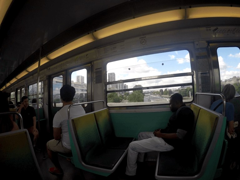 Viajar en el Metro de París