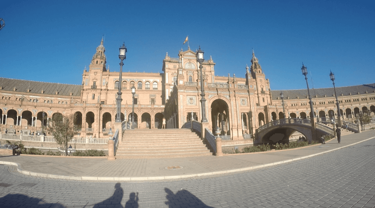 Sevilla: La Bella Capital de Andalucía - Viaje a España