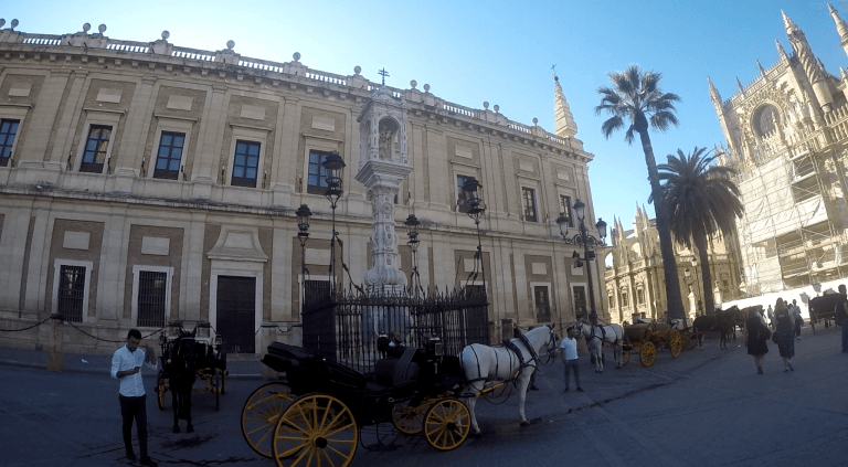 Sevilla: La Bella Capital de Andalucía - Viaje a España