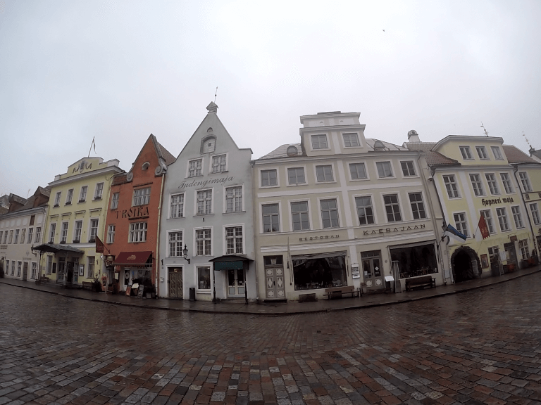 Raekoja Plats, Estonia