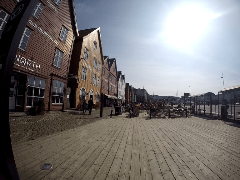 Bergen: La Antigua Capital de Noruega - ¿qué visitar?