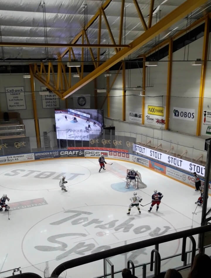 Hockey en Oslo: Mi primera vez en un partido de Hockey - Noruega