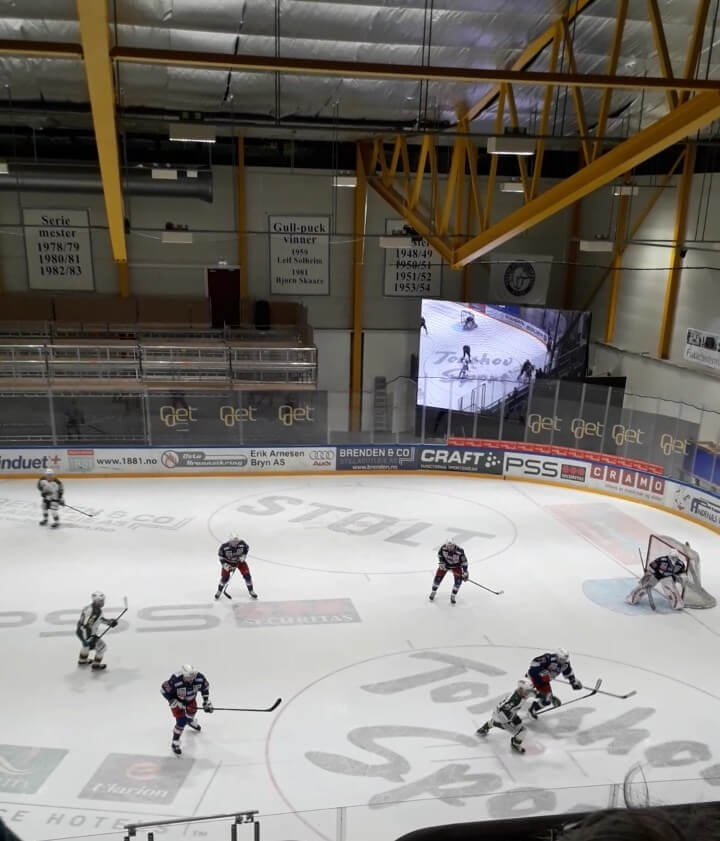 Hockey en Oslo: Mi primera vez en un partido de Hockey - Noruega