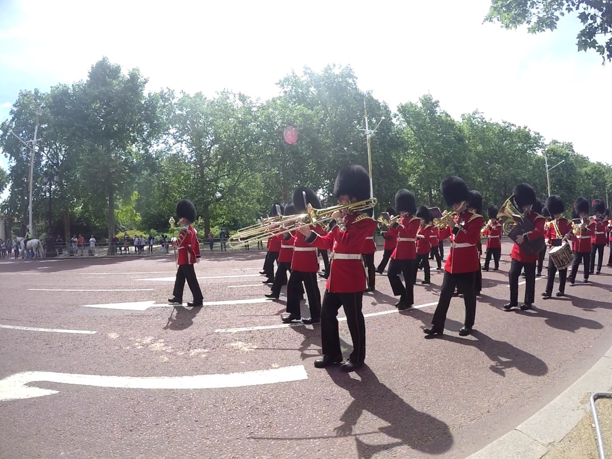Marcha frente al Palacio de Buckingham