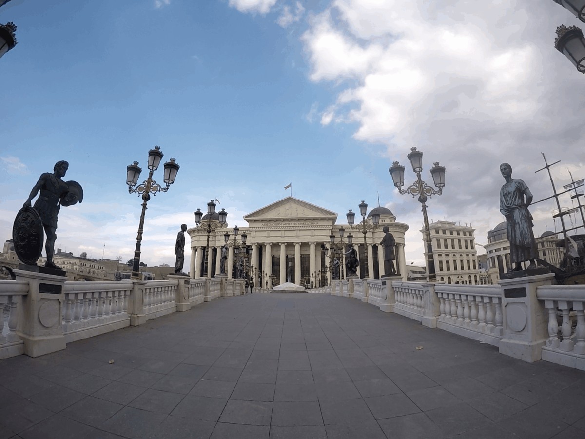 El puente del Ojo, Skopje