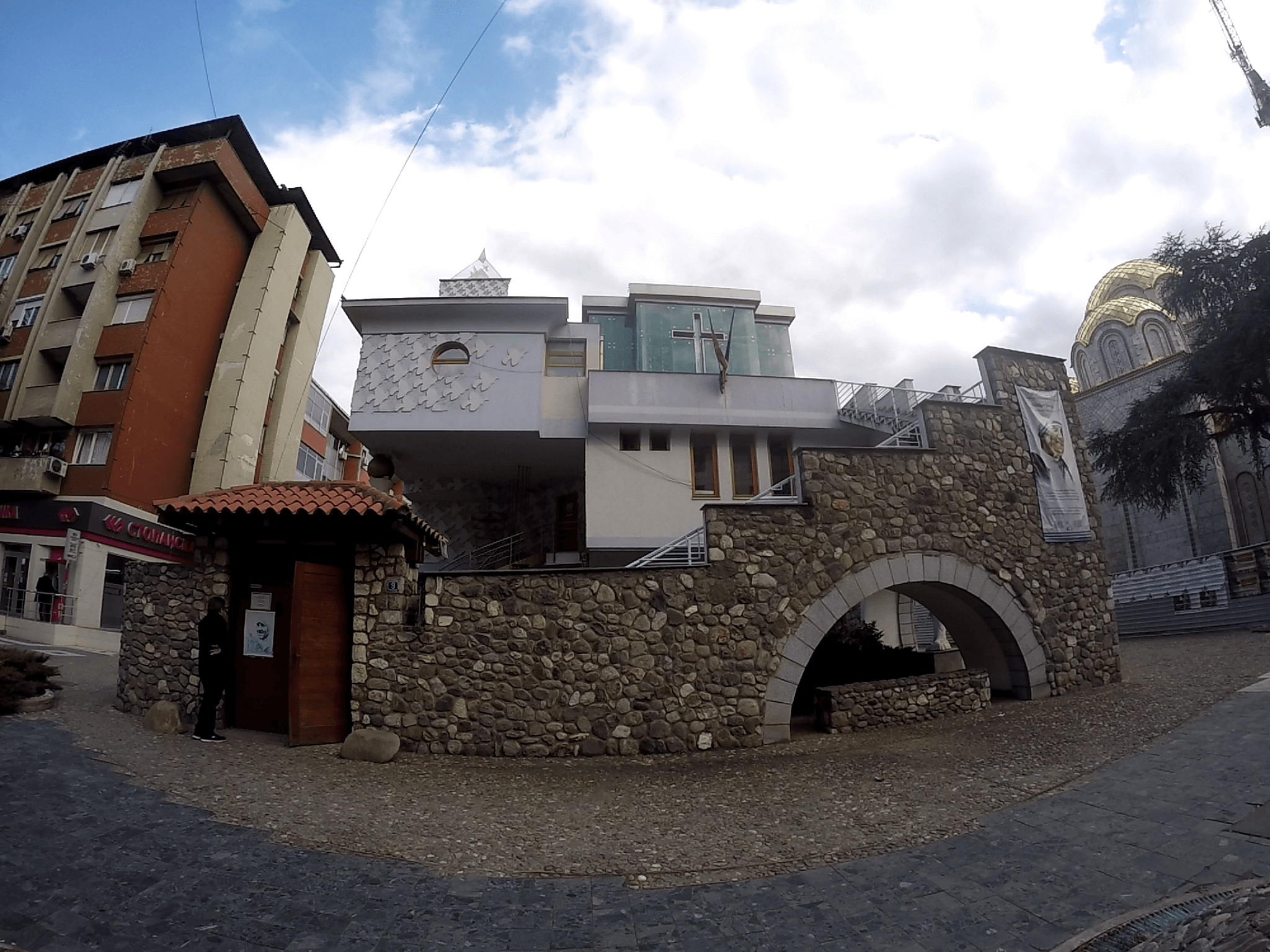 Visitar la Casa Memorial de la Madre Teresa de Calcuta en Macedonia