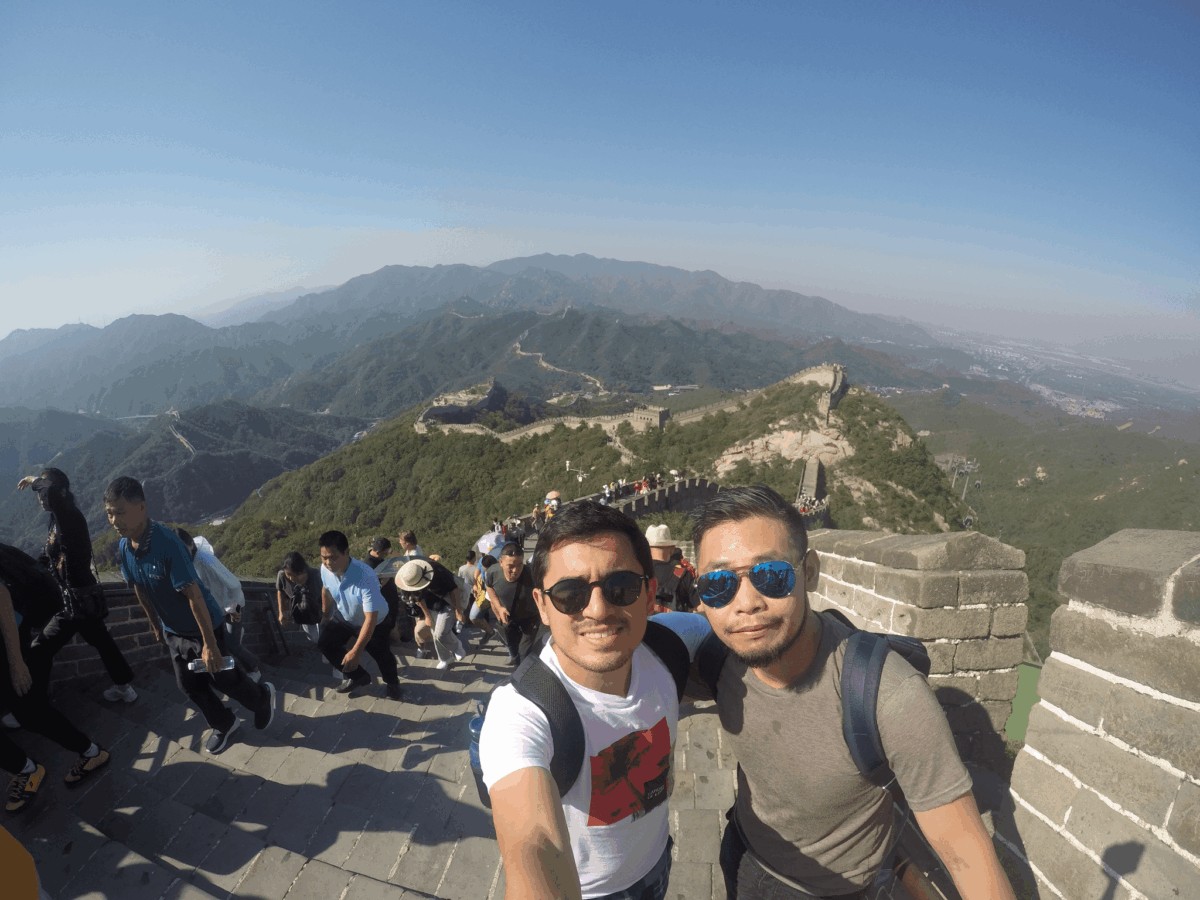 Disfrutando de un día en la Gran Muralla China
