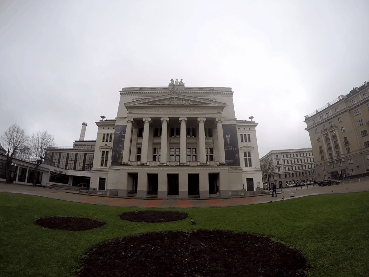 Ópera Nacional de Letonia