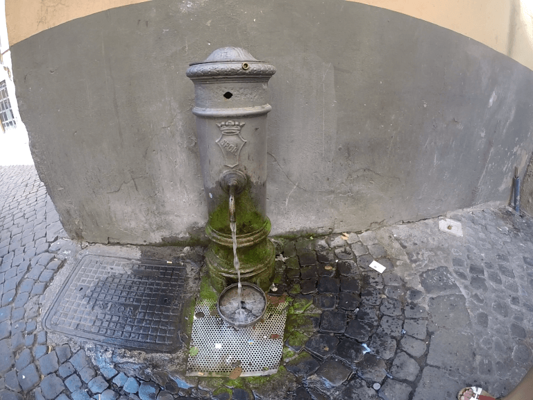 El agua es potable en Roma - Lugares Imprescindibles de visitar