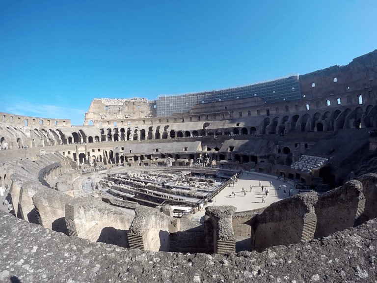Visita al Coliseo Romano - Lugares Imprescindibles de visitar Roma