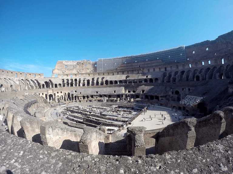 Visita al Coliseo Romano - Lugares Imprescindibles de visitar Roma