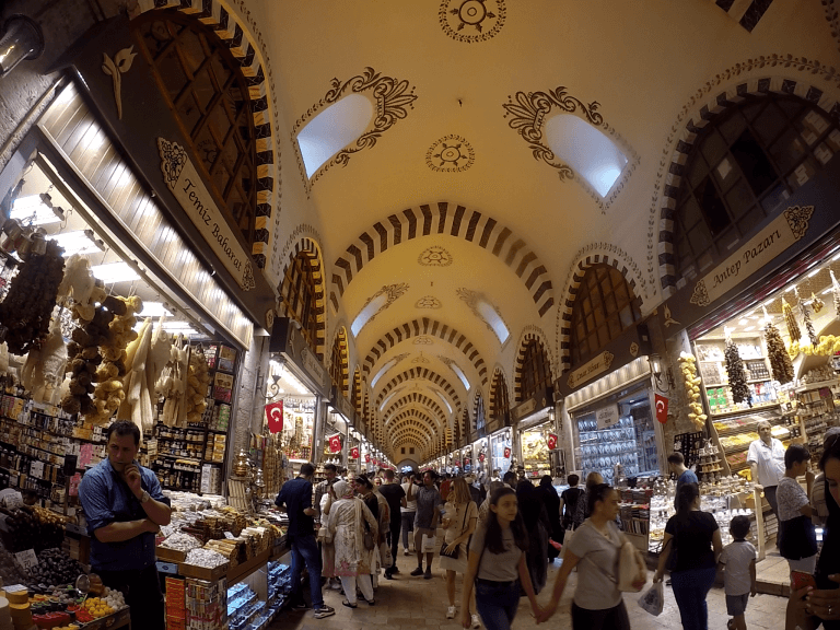 Qué se puede hacer de noche en Estambul - Gran Bazar