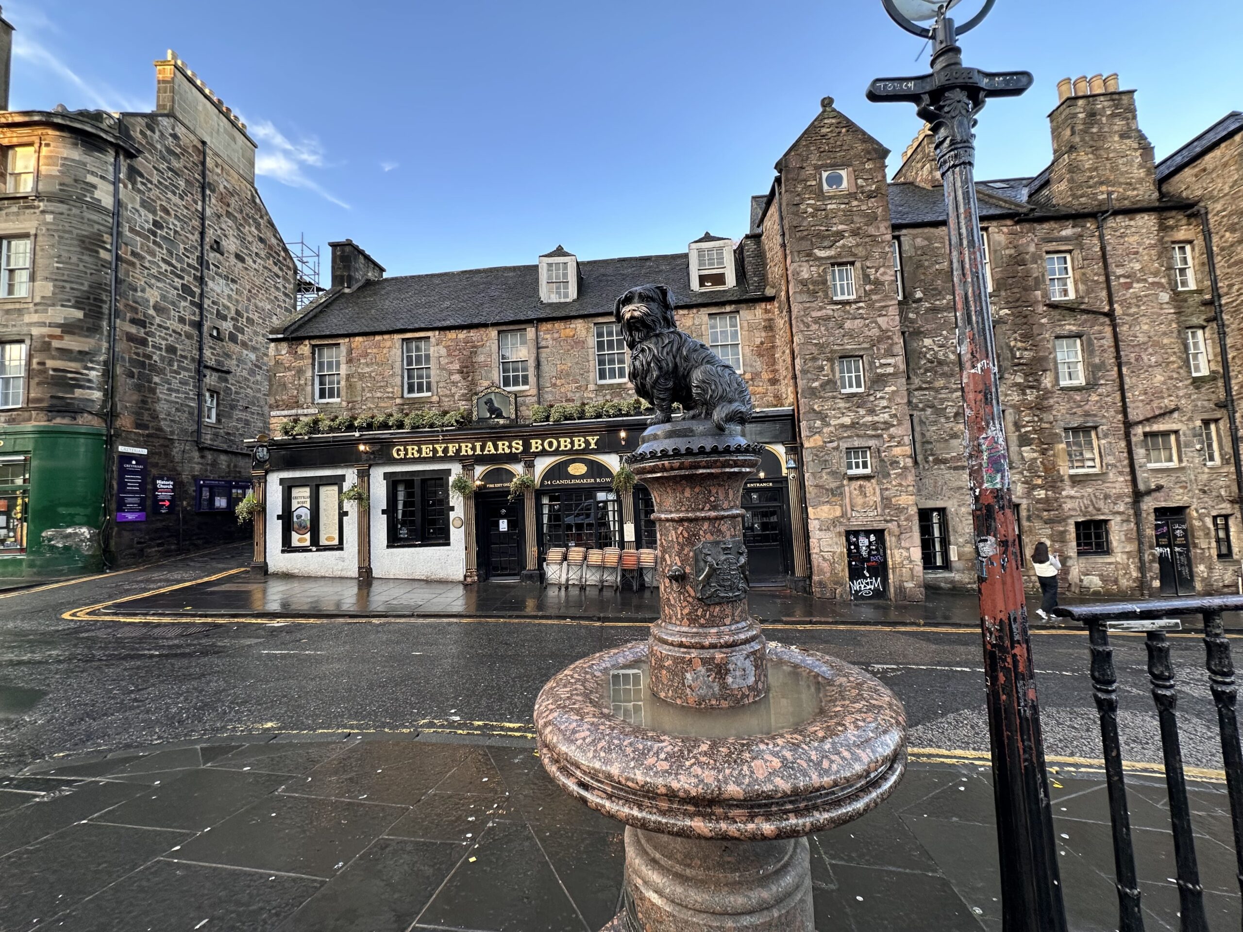 Visitar la Estatua del Perro Bobby en Edimburgo