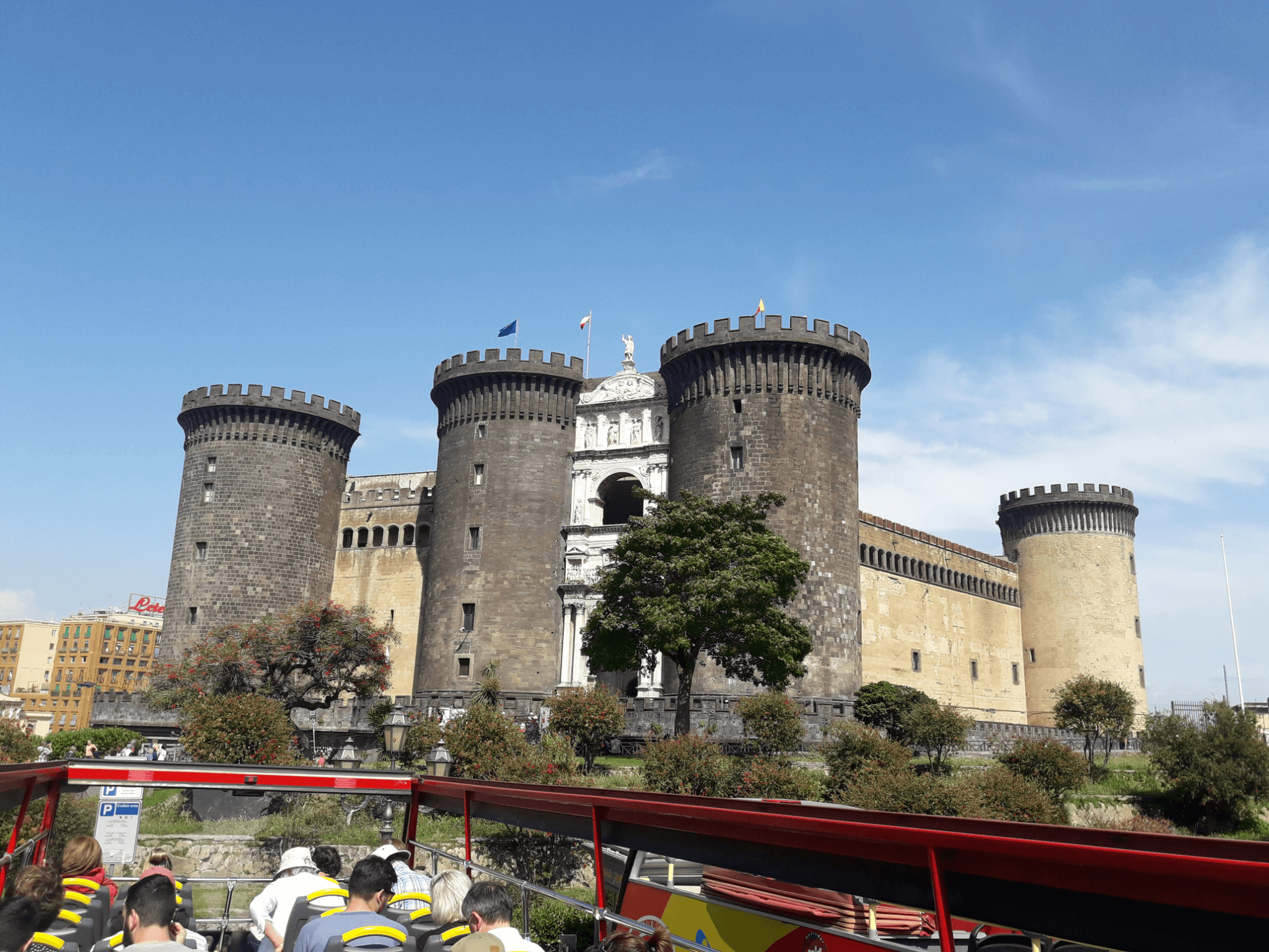 Nápoles - Castillo del Huevo Napoles
