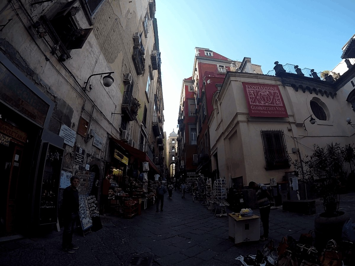 Vía San Gregorio Armeno, Napoles