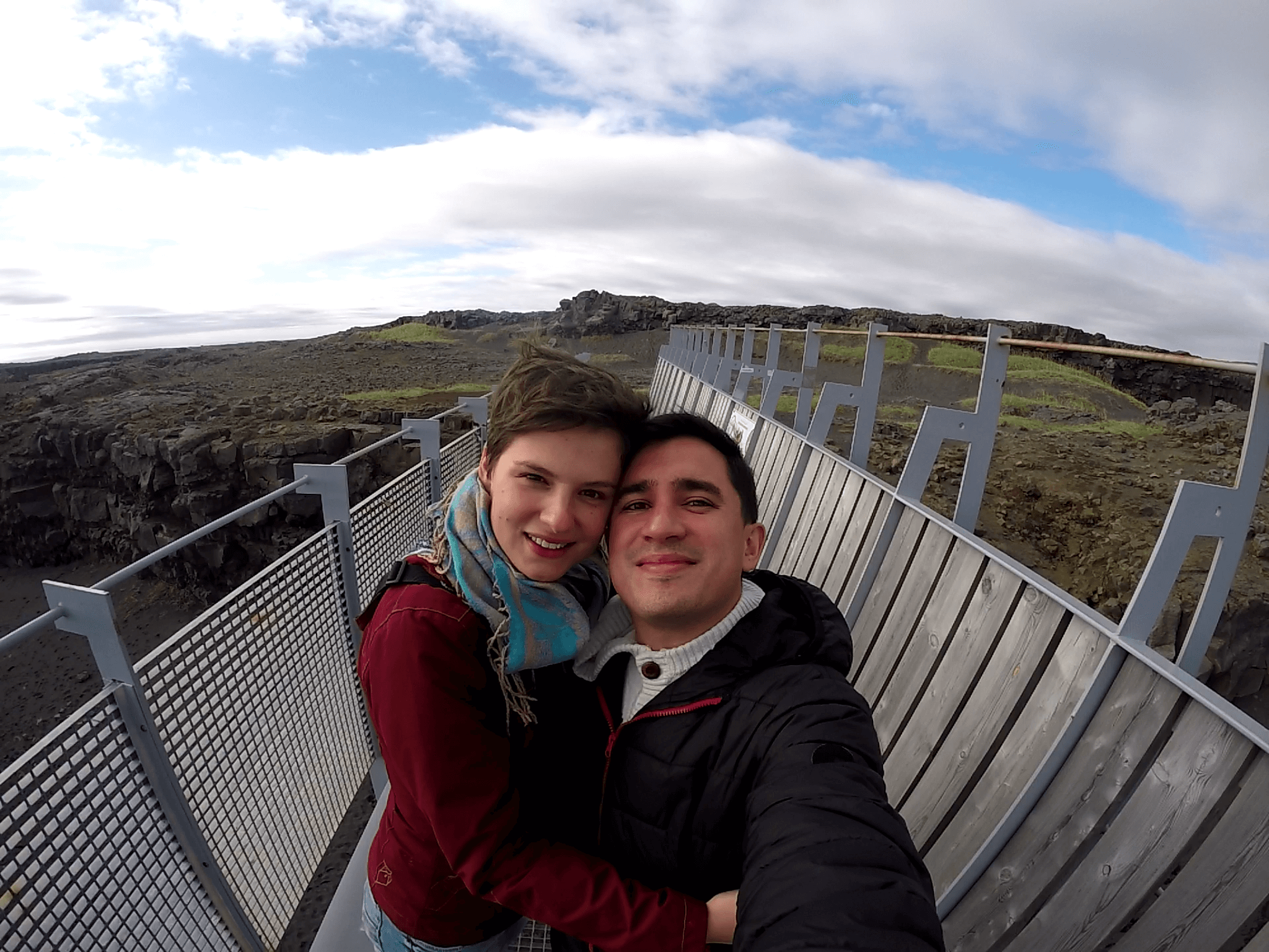 Puente entre continentes, Islandia