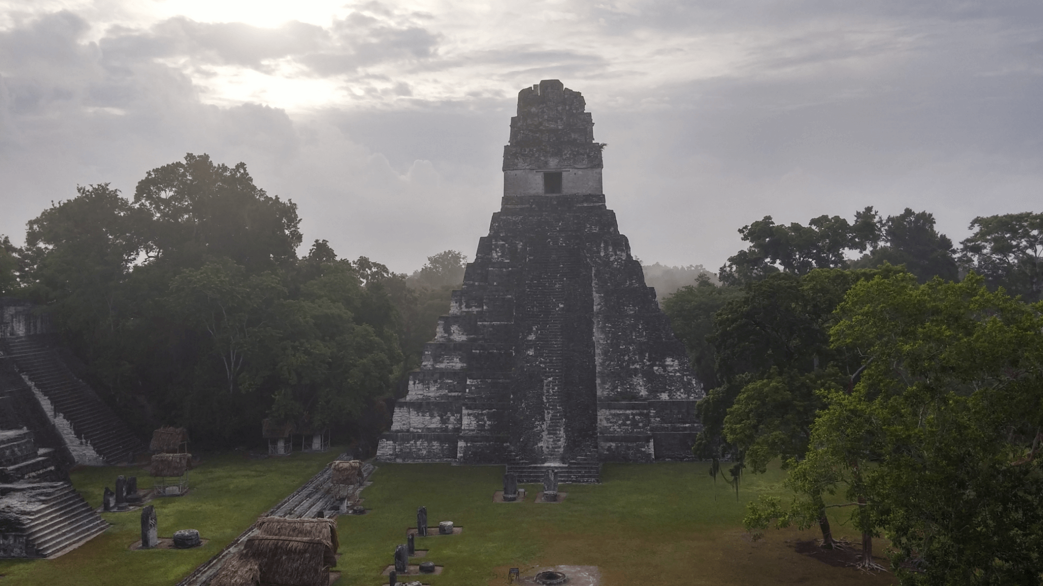 El Gran Jaguar, Ruina Maya en Tikal - Guatemala