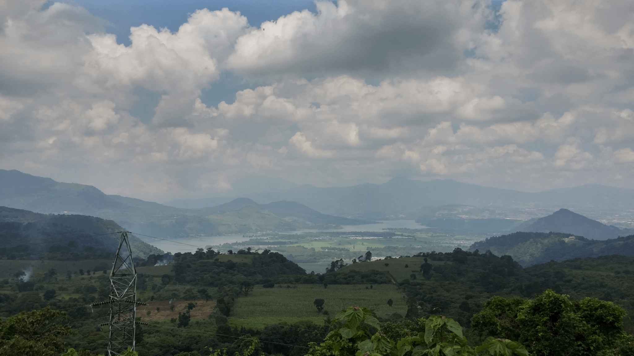 San Gregorio: Vistas Increíbles al Lago de Amatitlán - Qué ver en Guatemala en 7 días