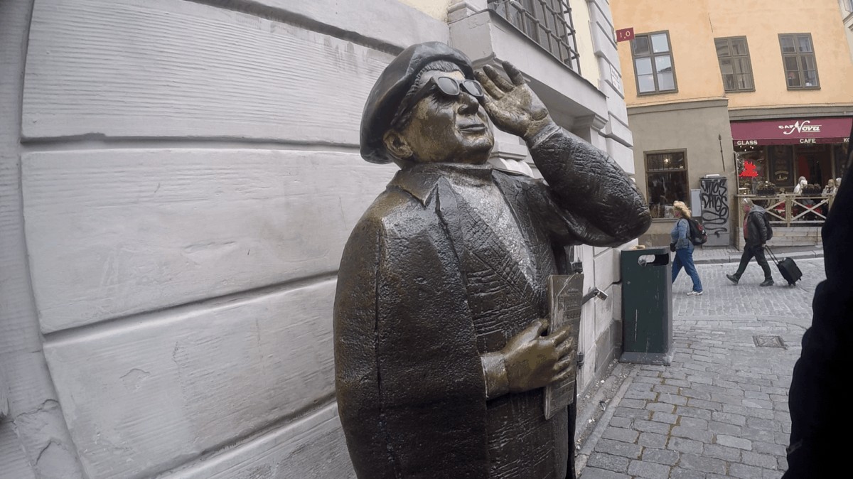 Estatua en las calles de la capital de Suecia