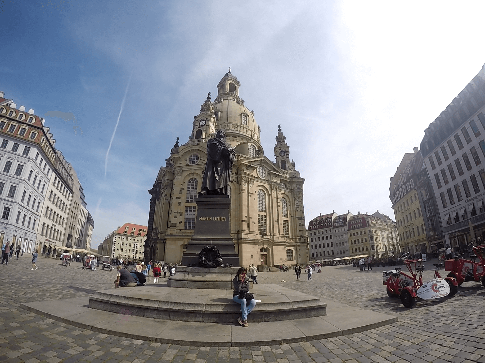 ¿Es seguro viajar solo a Alemania?