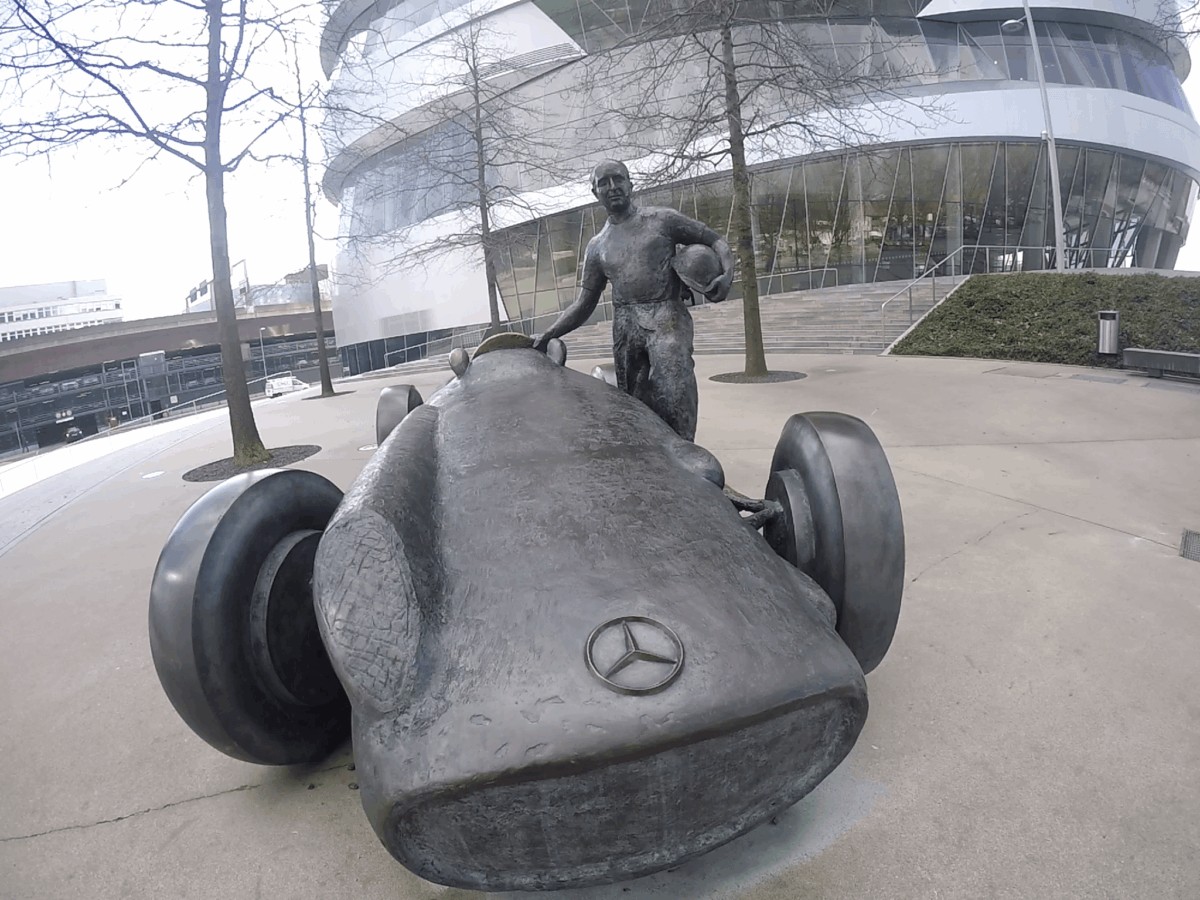 Museo Mercedes-Benz, Stuttgart