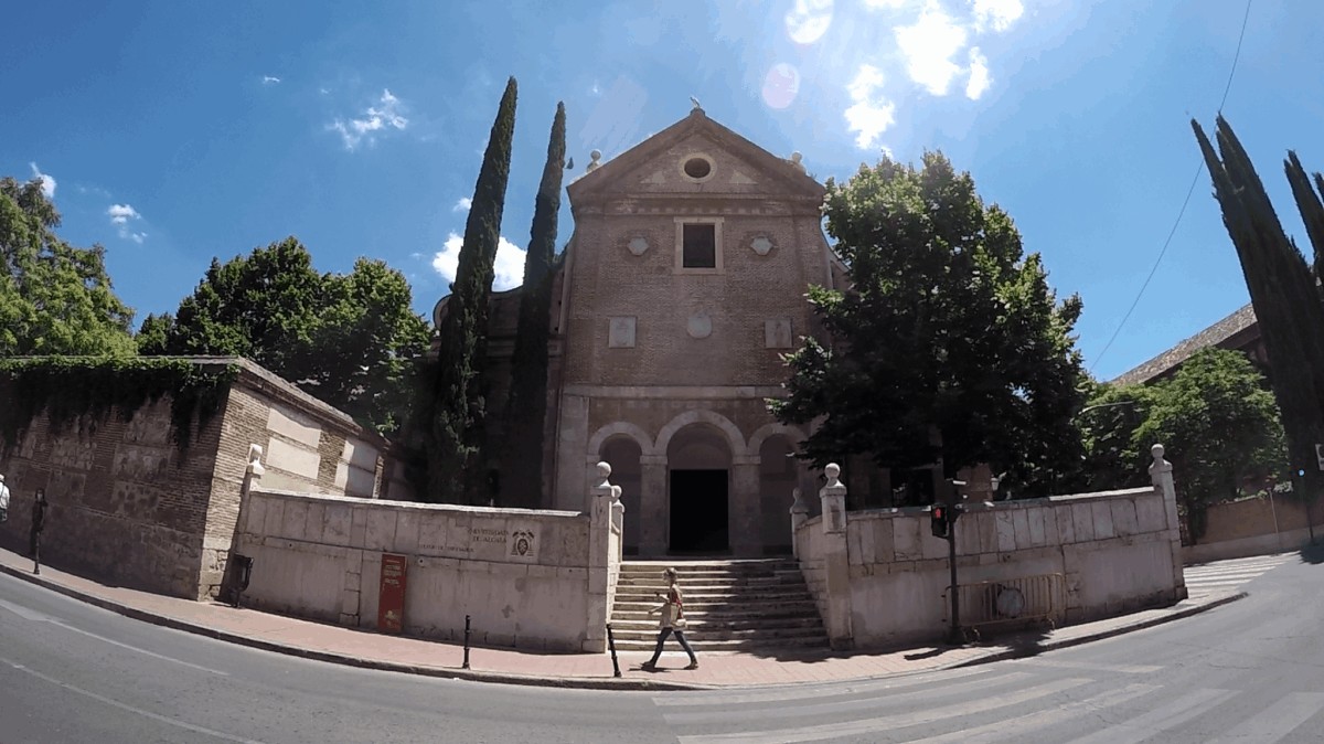 Universidad Cisneriana - Qué ver en Alcalá de Henares