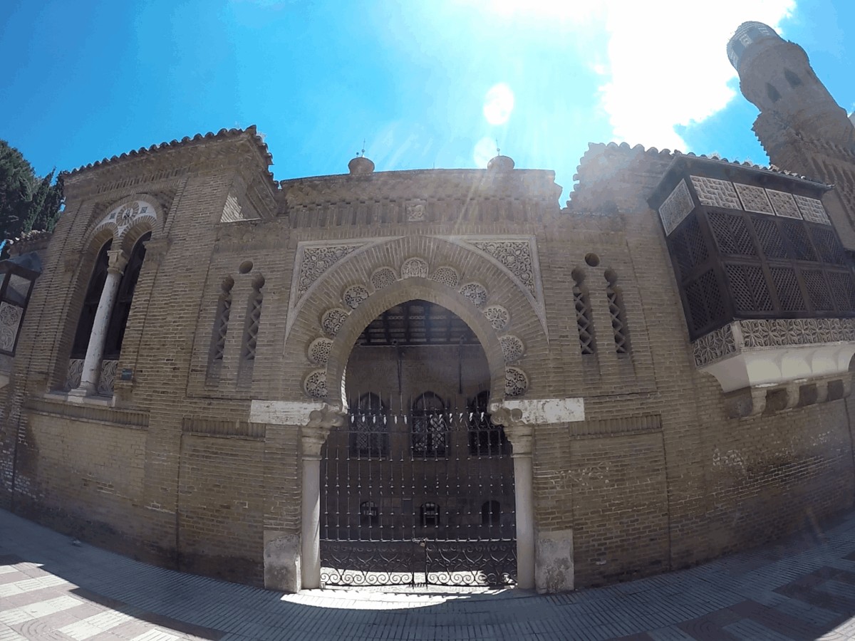 ¿De dónde viene el nombre de Alcalá de Henares?