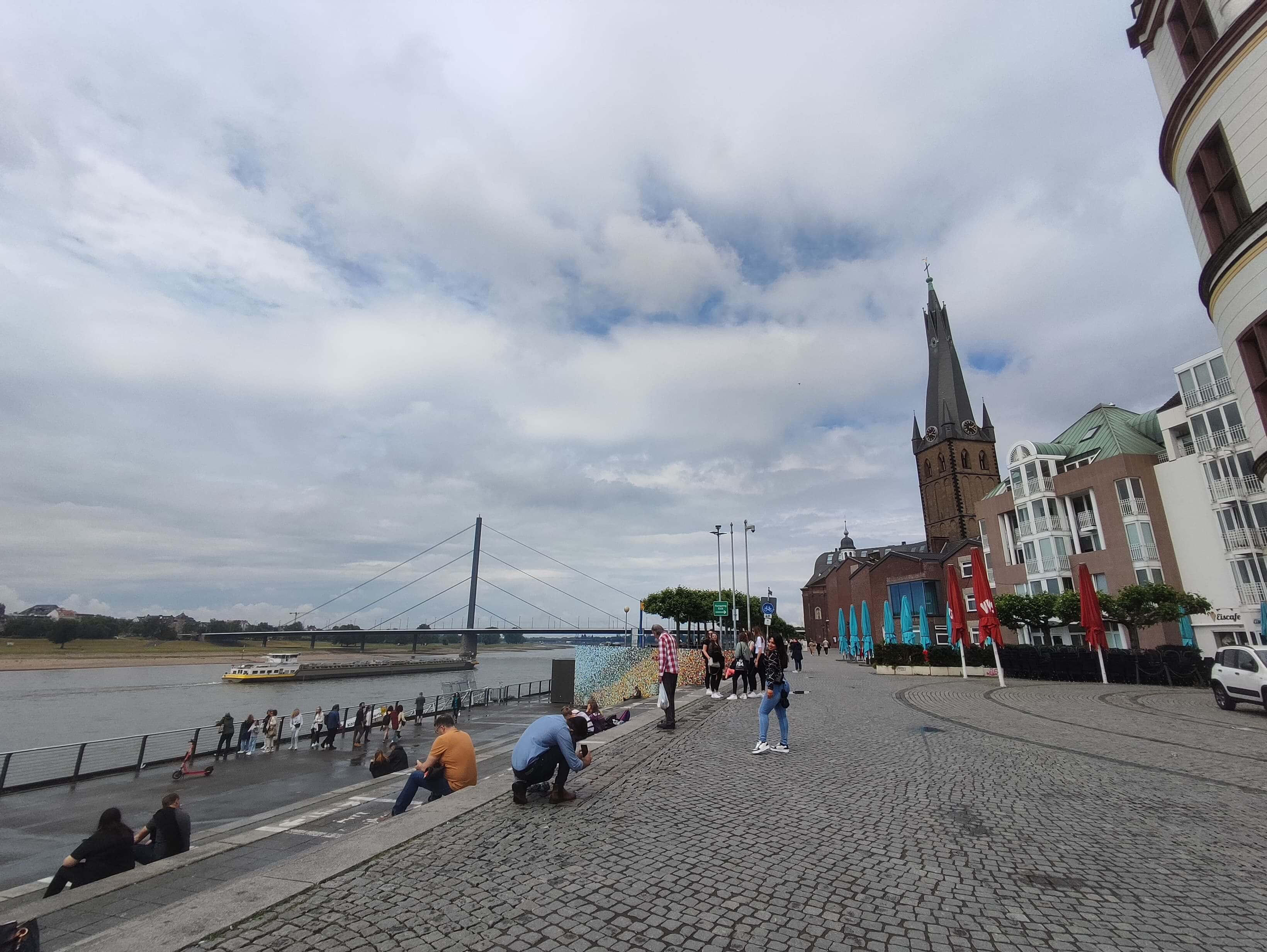 De visita por la ciudad de Düsseldorf en Alemania
