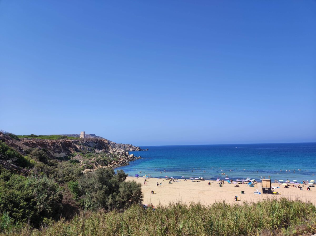 Visitar la Playa Golden Bay en Malta: Qué ver y hacer | Malta