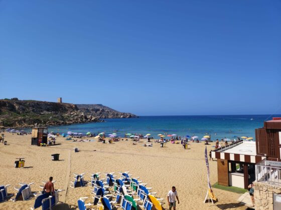 Visitar la Playa Golden Bay en Malta: Qué ver y hacer | Malta