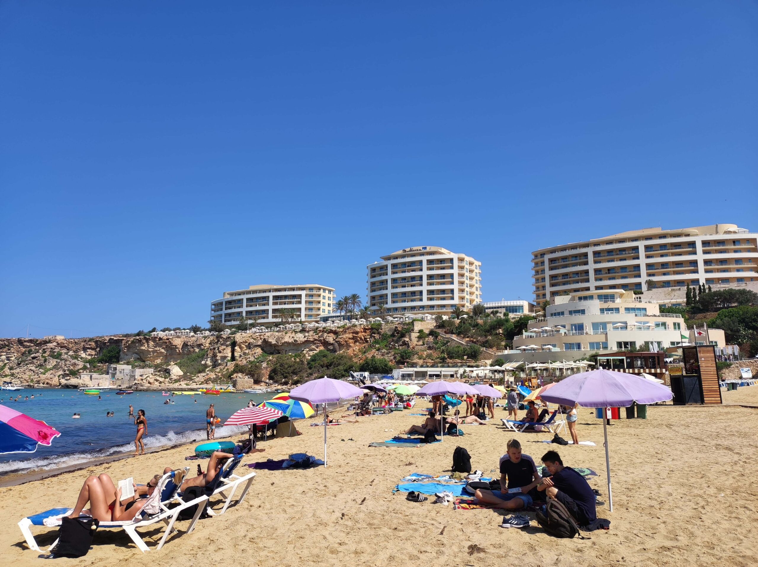 Playa Golden Bay en Malta