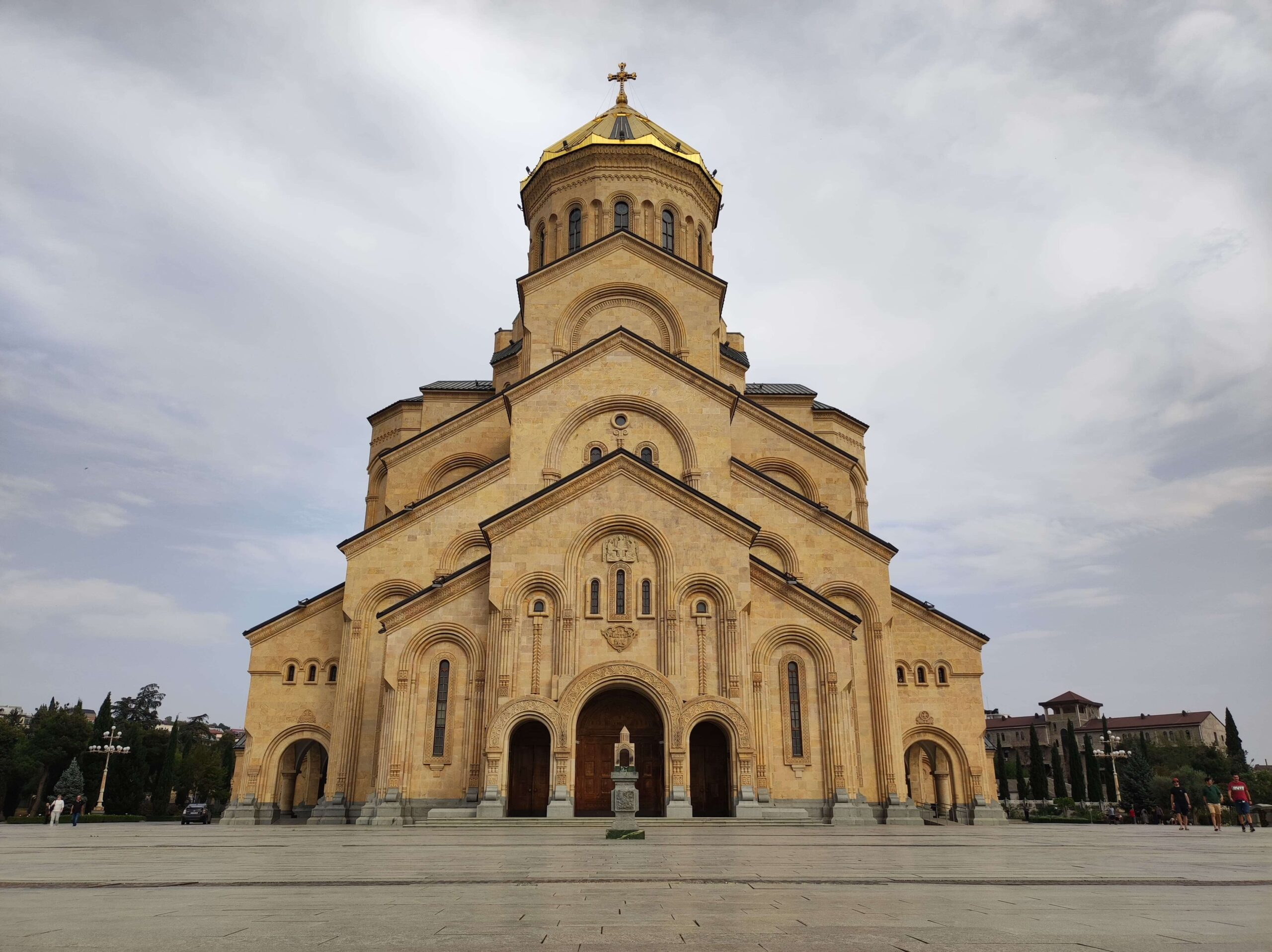 Catedral de la Santísima Trinidad de Tiflis (Sameba)