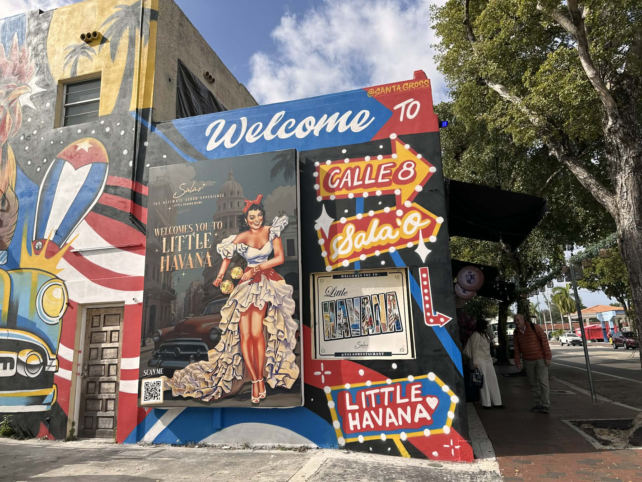 Calle ocho en la pequeña Habana en Miami