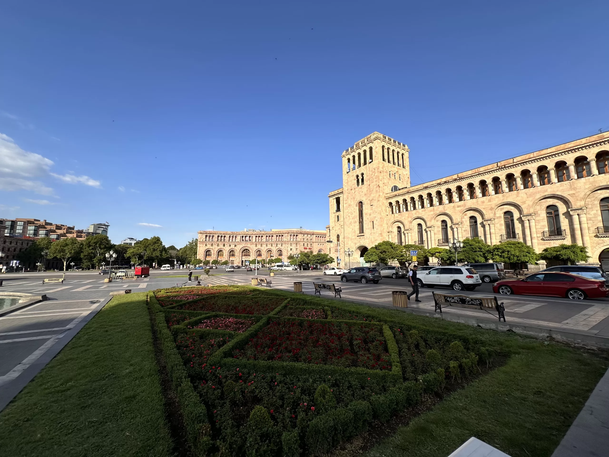 Plaza central de la ciudad de Erevan en Armenia