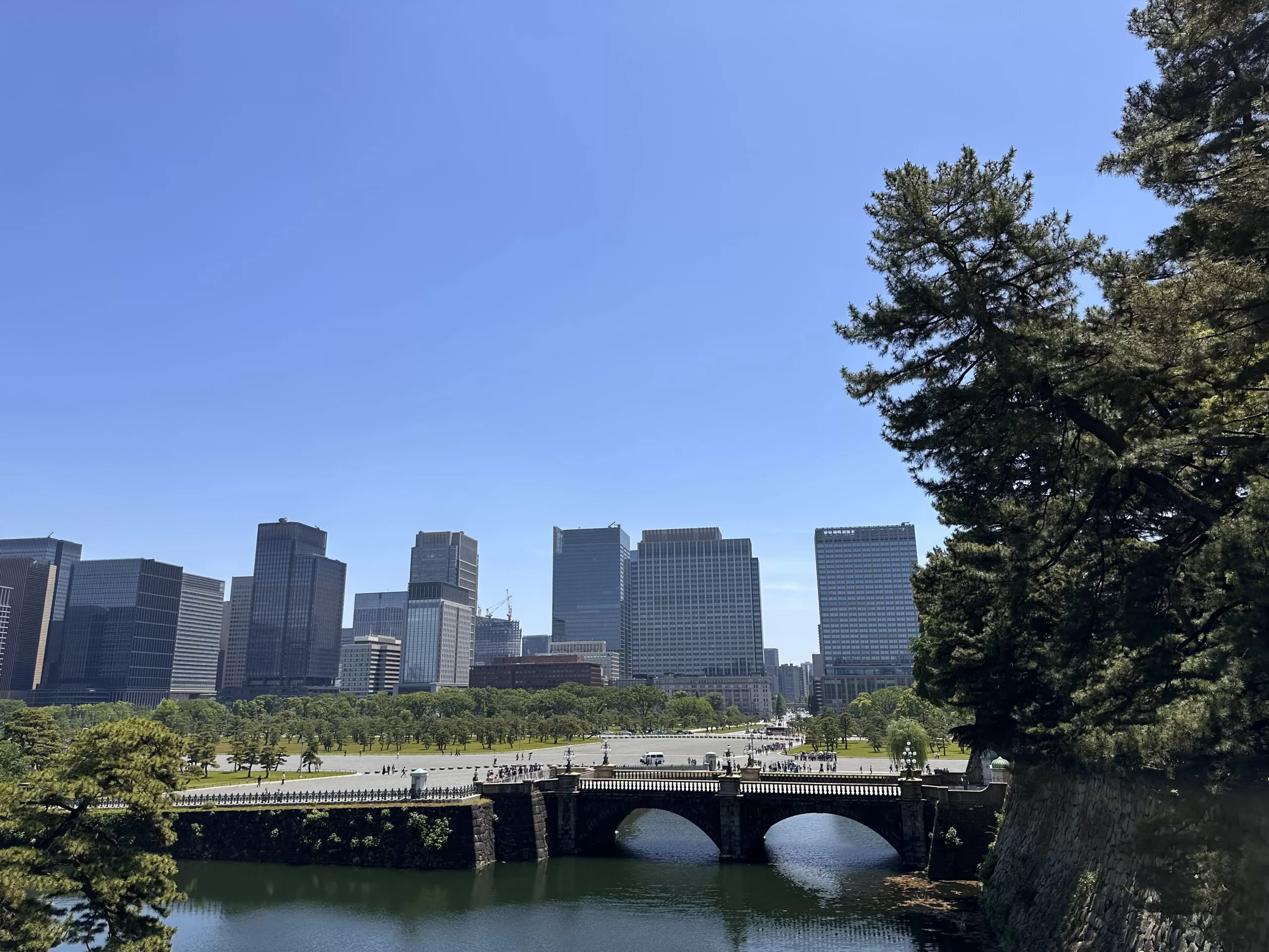 Puente Nijubashi