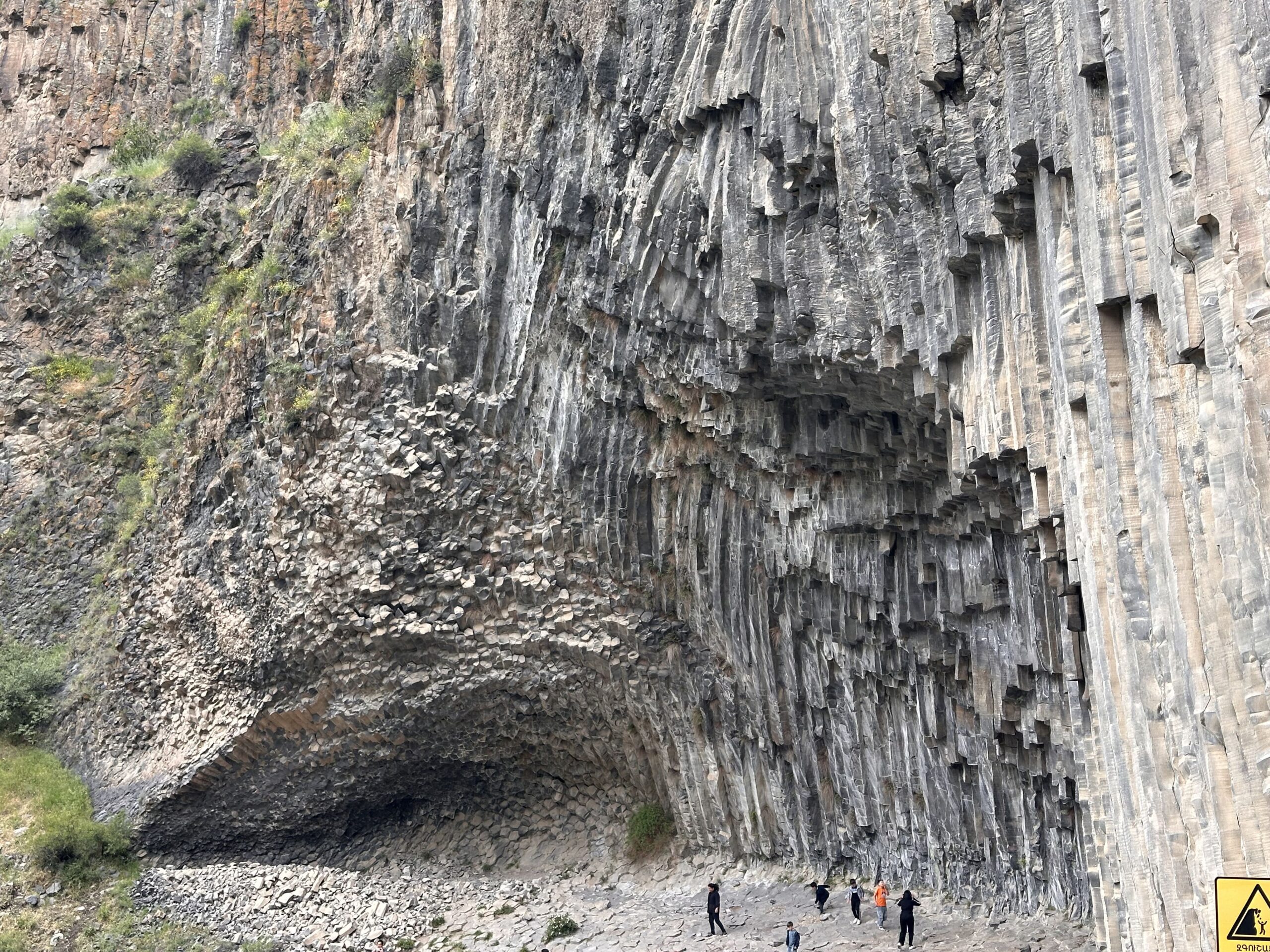 Visitar la Sinfonía de las Piedras en Armenia