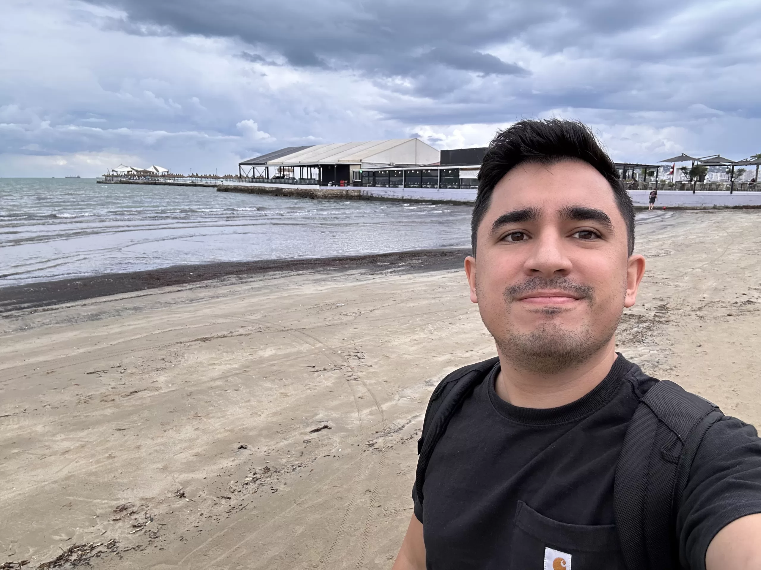 Paseo por la playa en Albania