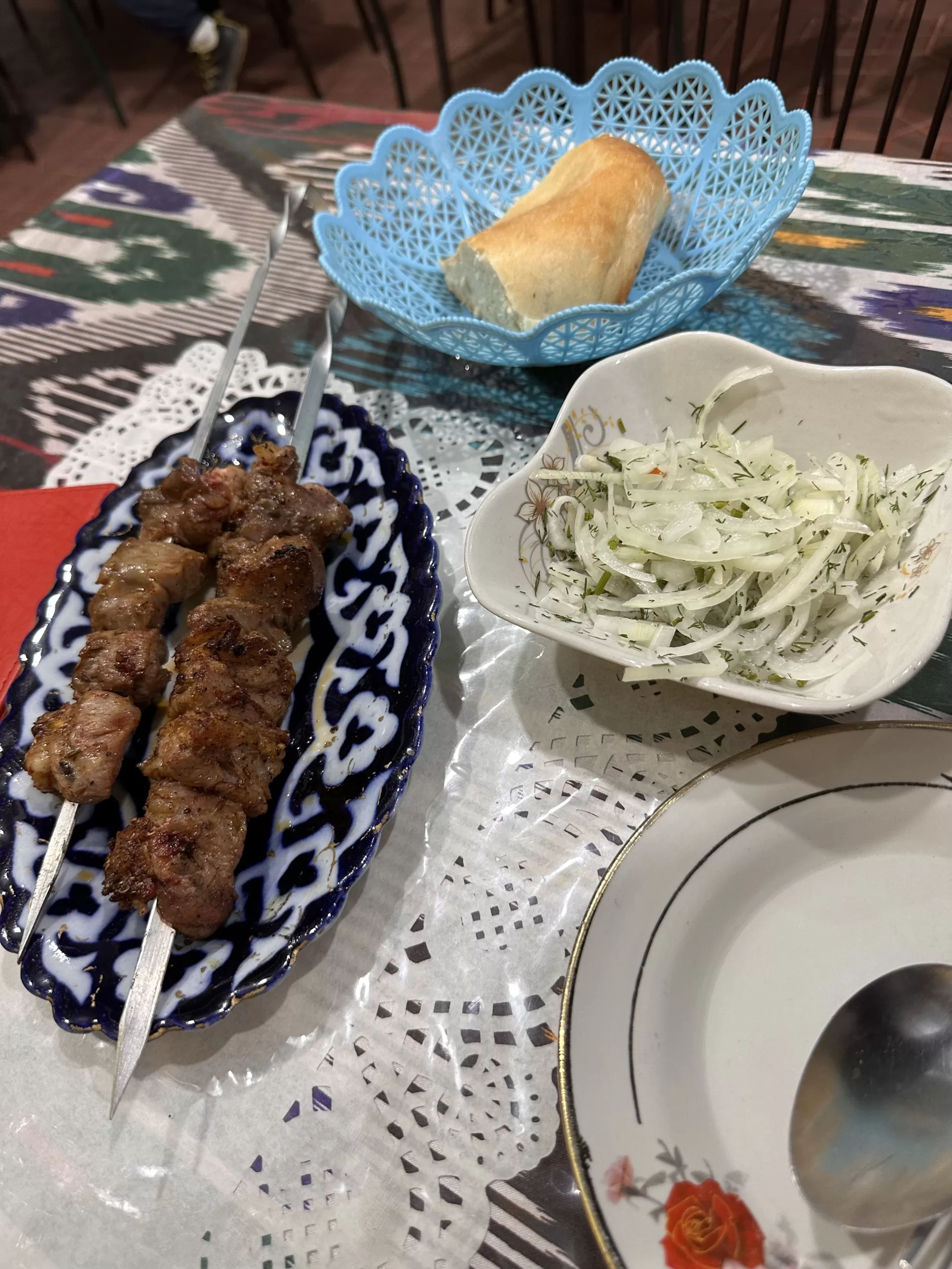Probar la Comida Uzbeka