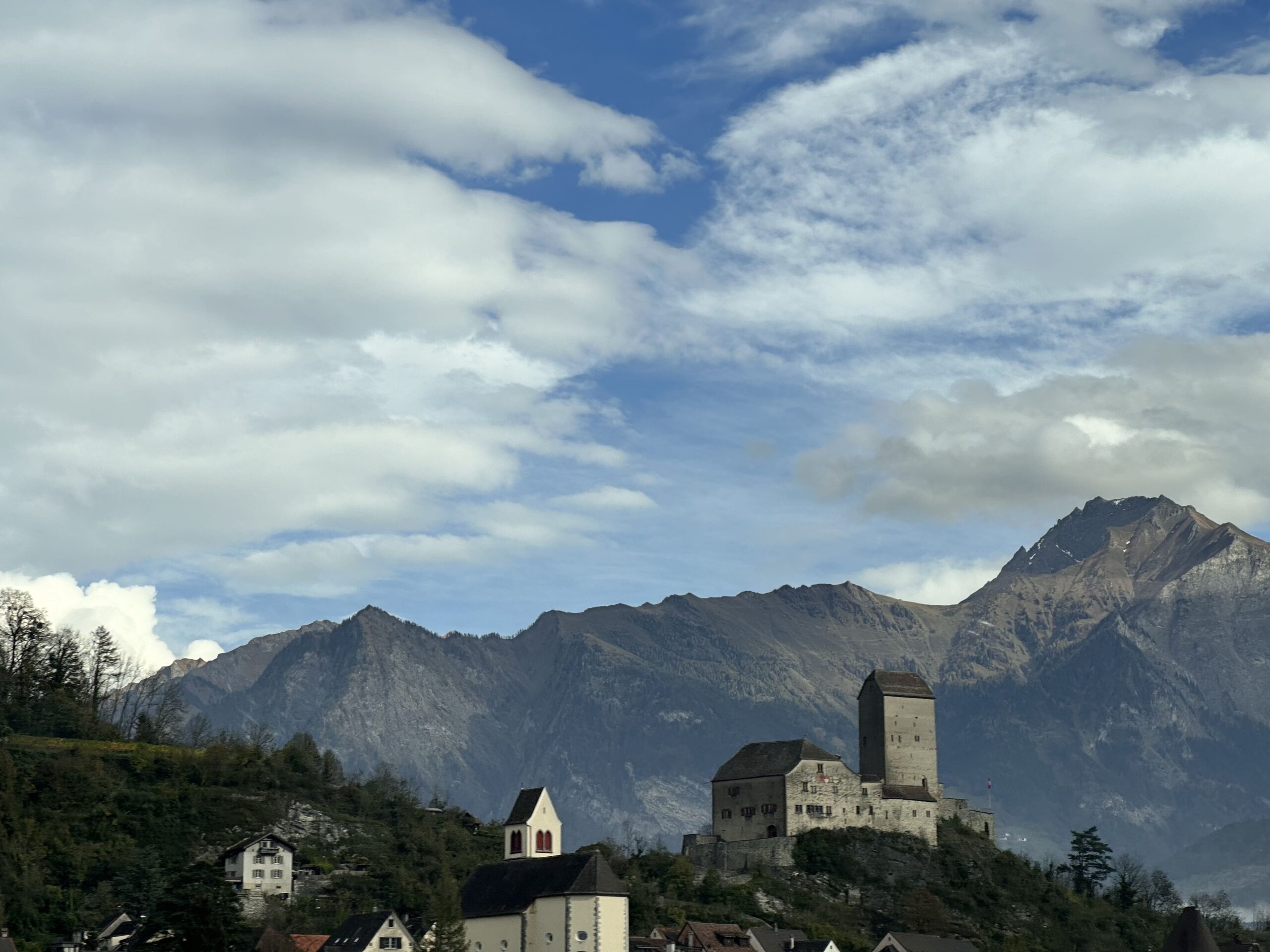 Qué ver en Sargans: Descubrir esta Encantadora Ciudad Suiza