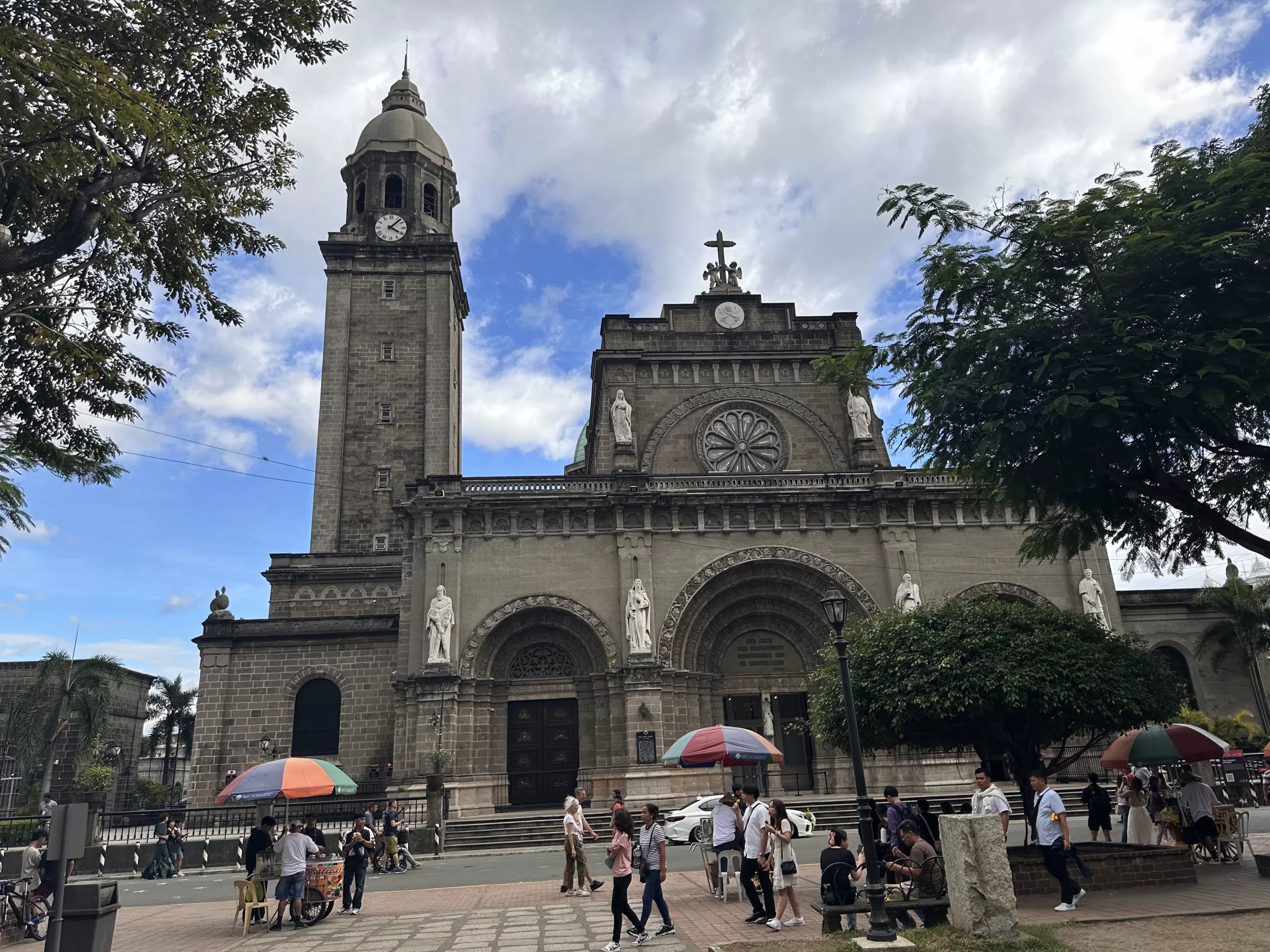Catedral de Manila en la capital de Filipinas