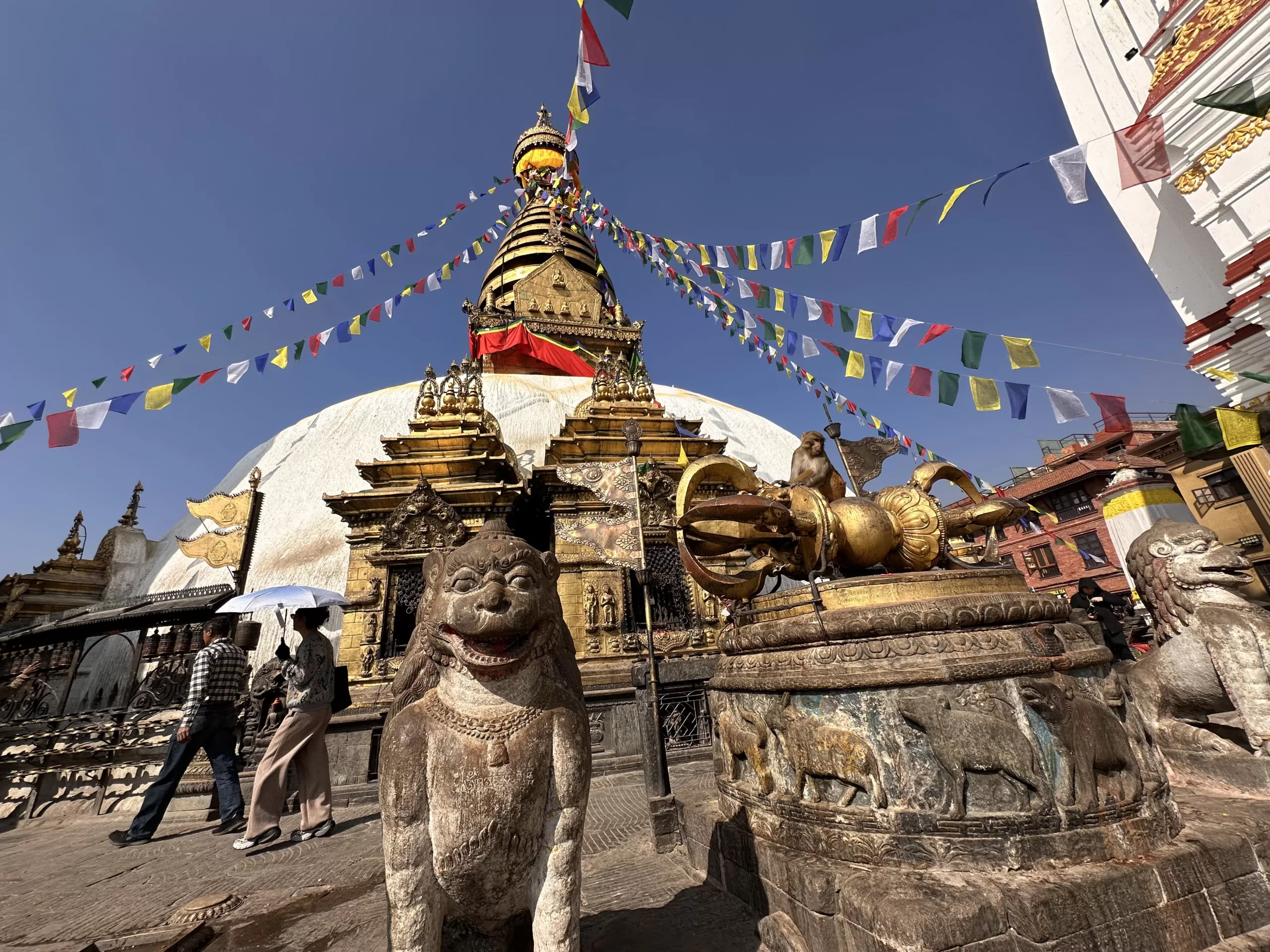 Viajar a Nepal con la mejor conexión a internet - Holafly eSIM