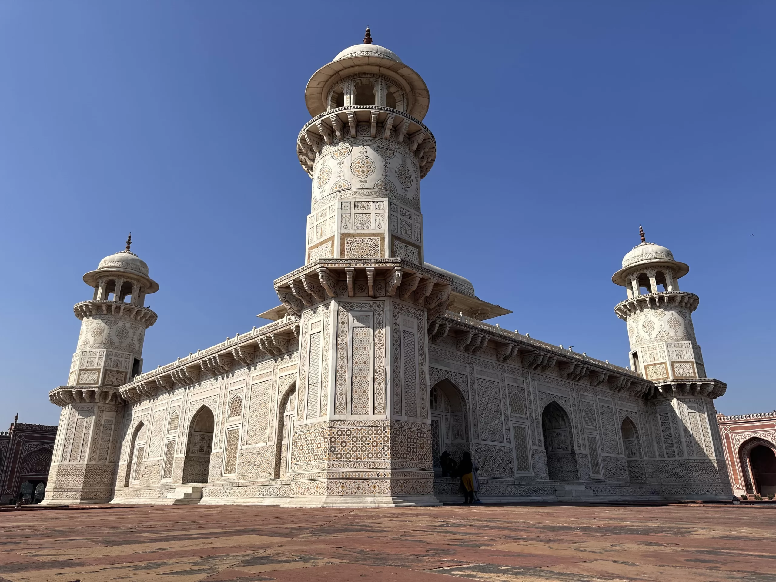 La tumba de Itimad-ud-Daula: El precursor del Taj Mahal