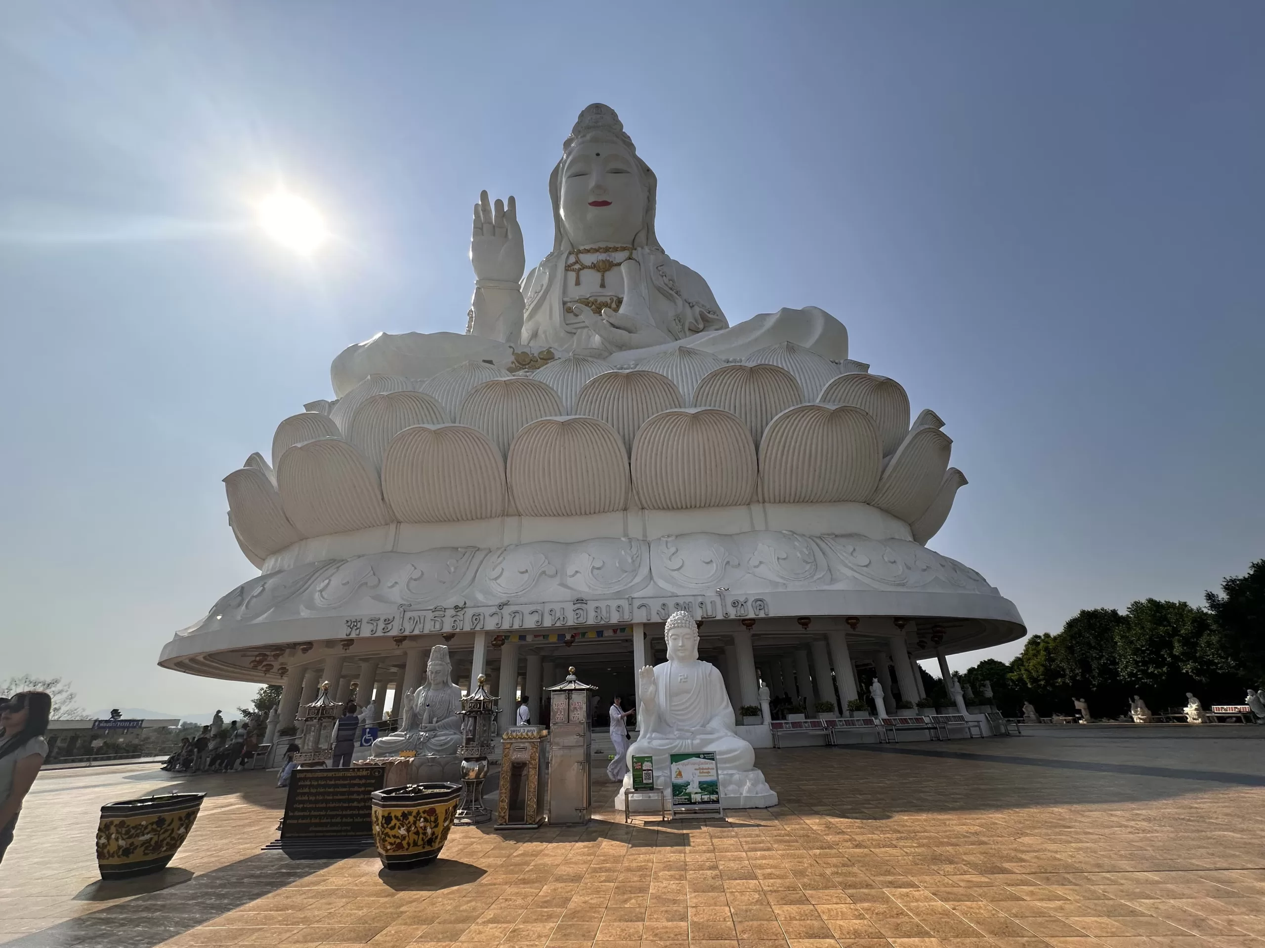 Visitar el Templo Huay Pla Kang en Tailandia - Qué ver en Chiang Rai