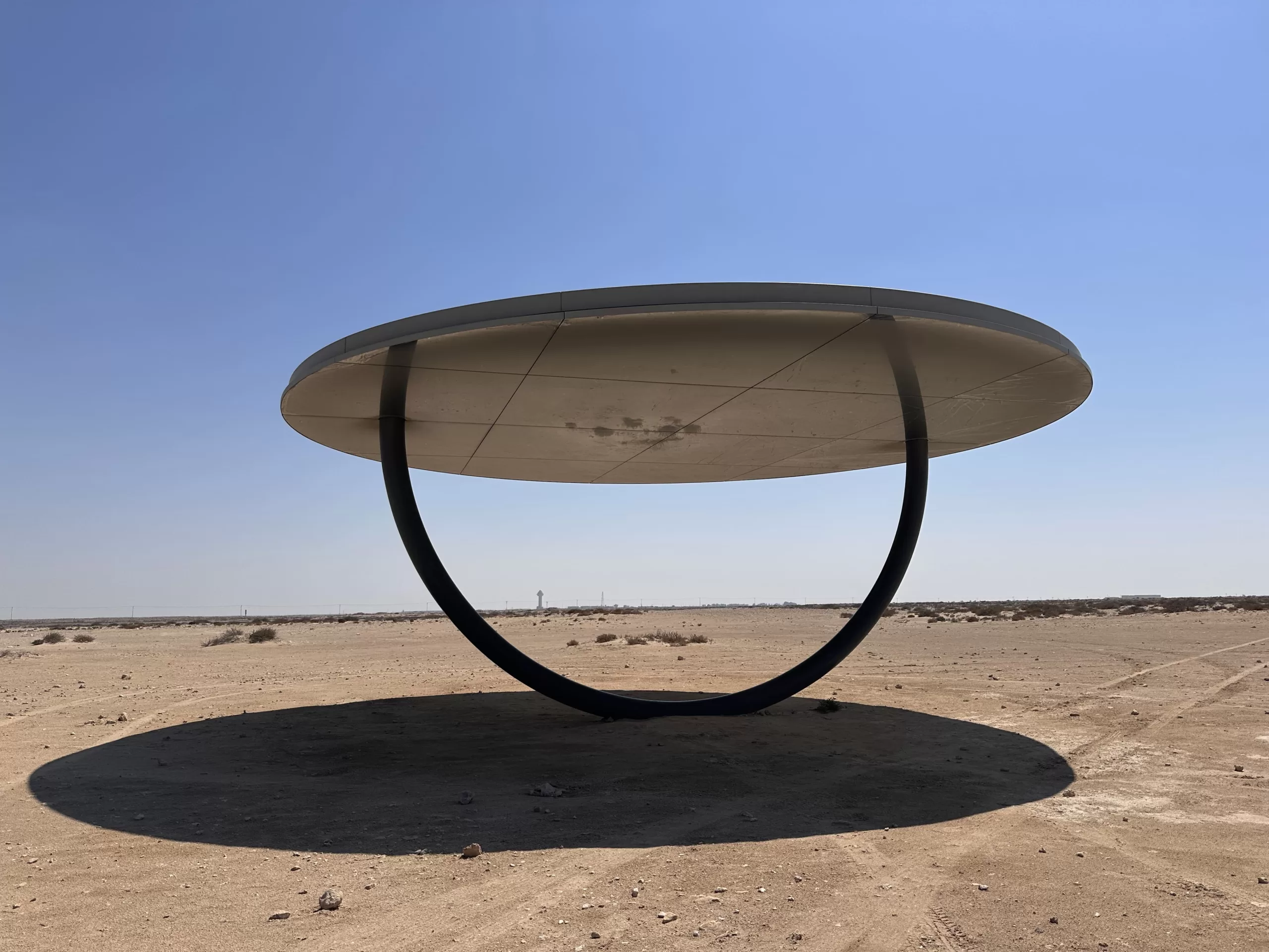 Escultura de las sombras en el norte de Qatar