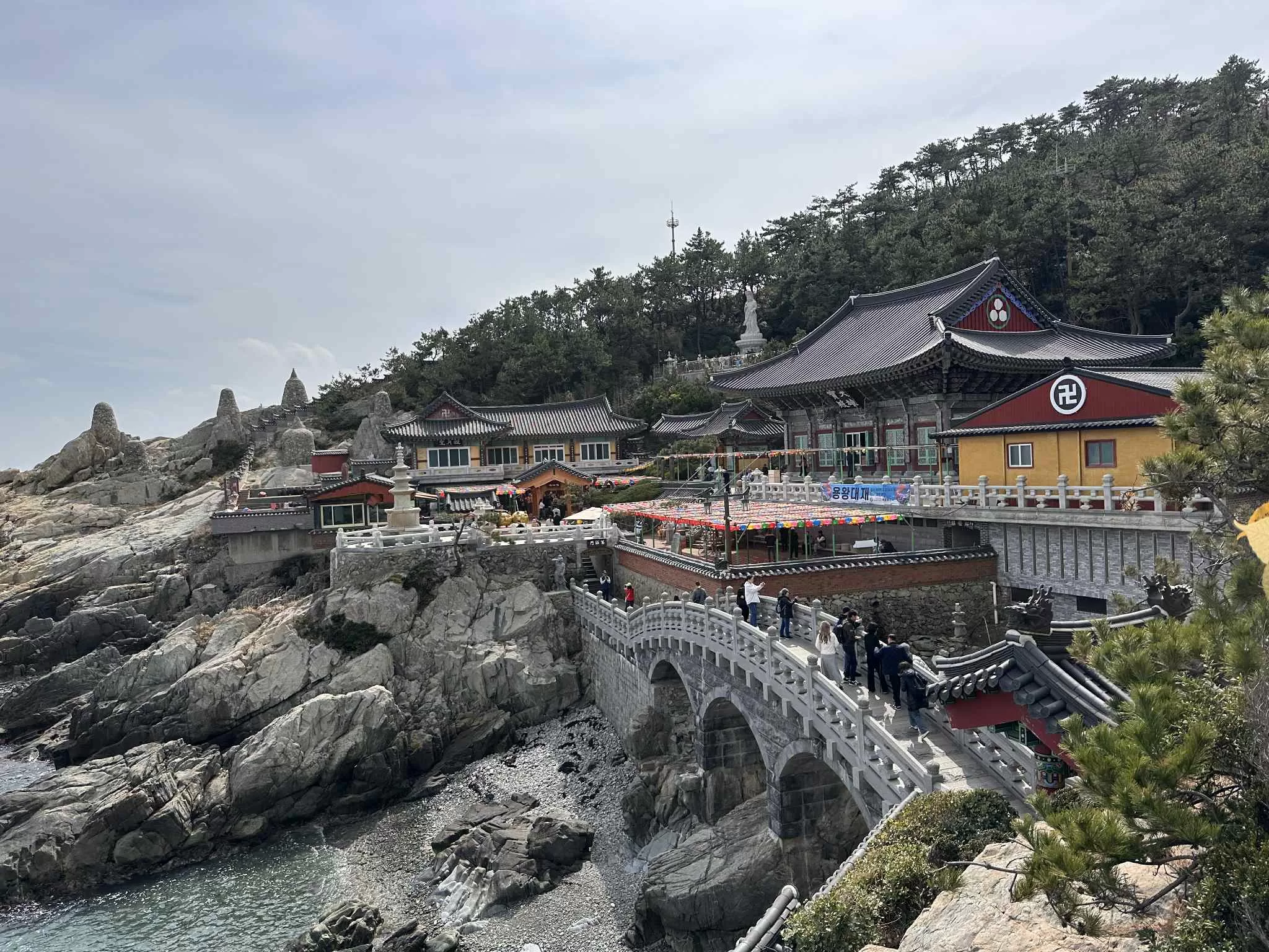 Visitar el Templo Haedong Yonggungsa en Busan | Corea del Sur