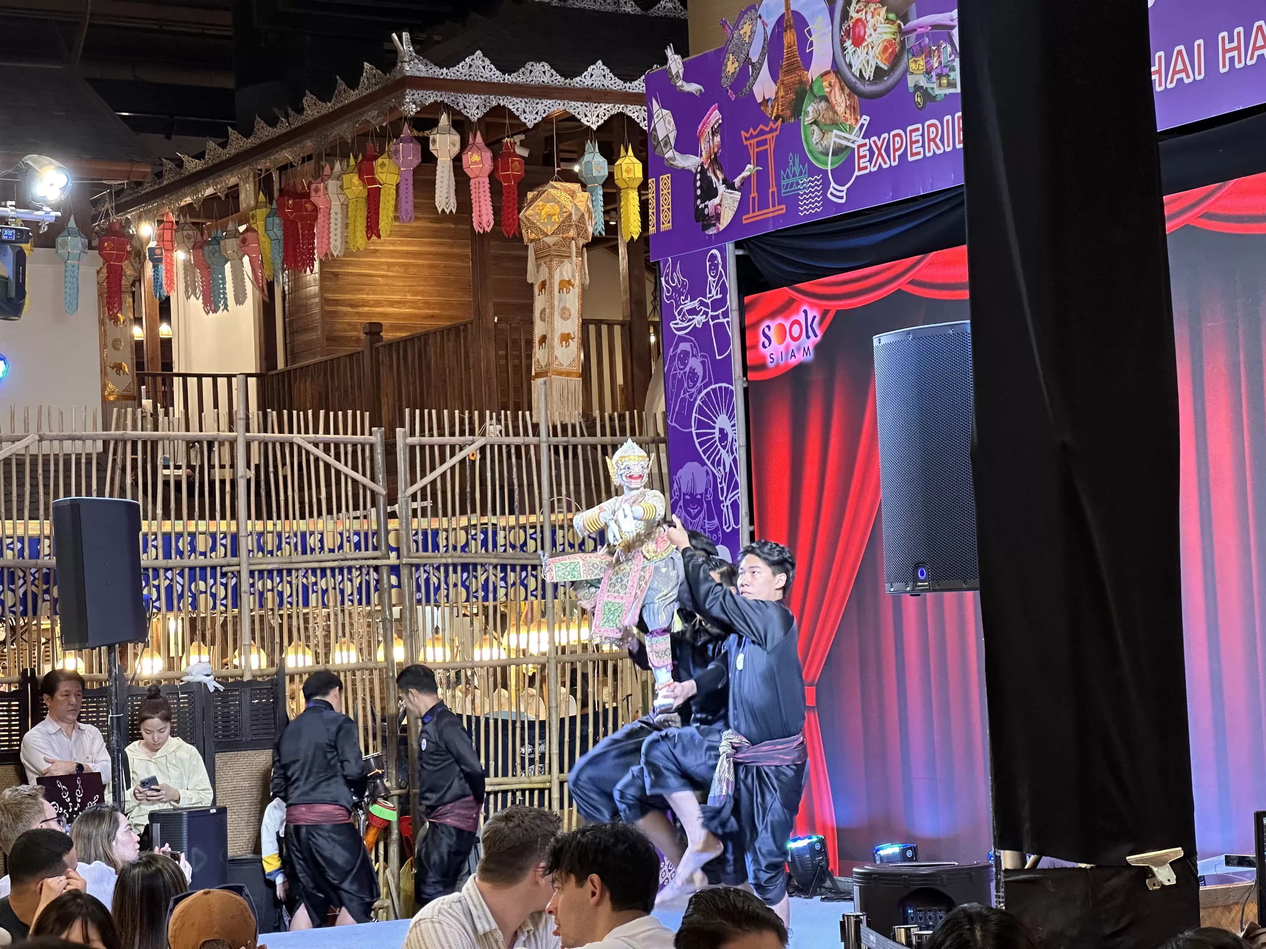 Asistir a un espectáculo de marionetas en Bangkok